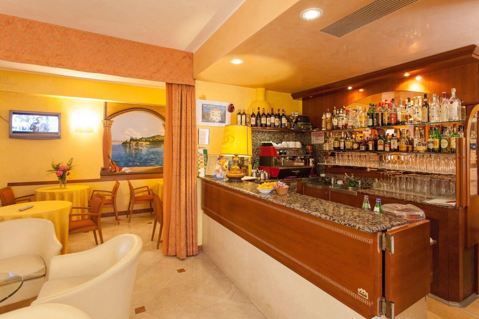Hotel Gardenia & Villa Charme Adults Friendly 4Star Service Bardolino Eksteriør billede
