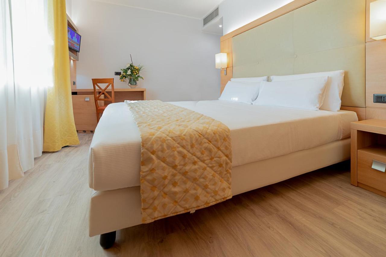Hotel Gardenia & Villa Charme Adults Friendly 4Star Service Bardolino Eksteriør billede